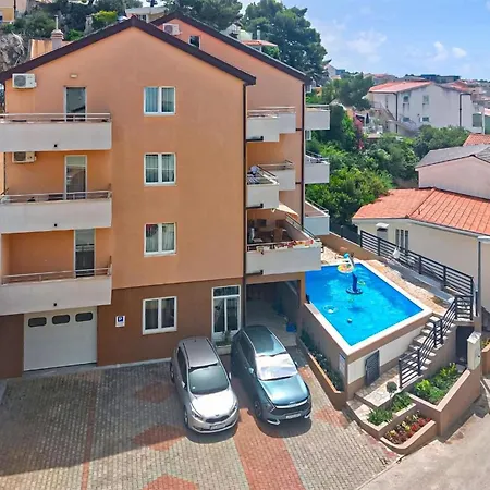 公寓 Amazing Apartment In Baska Voda